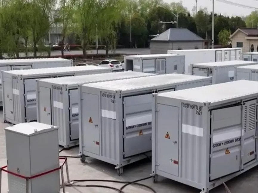 AilumPower commercial storage containers